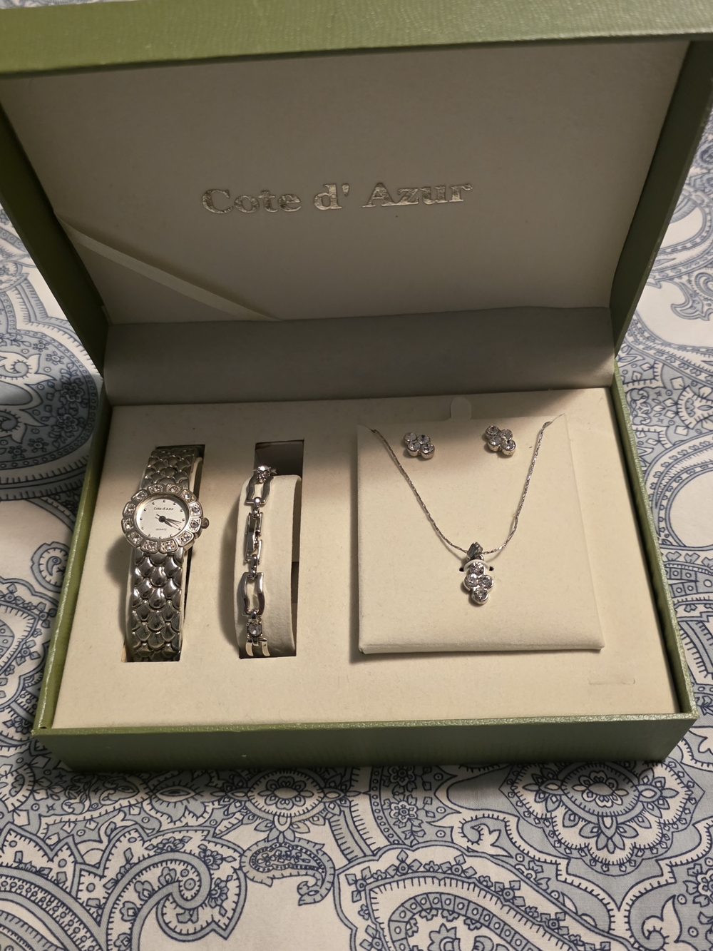 4/$67 Deal! Vintage Cote D'Azur Silver-Tone Women’s Jewelry Set